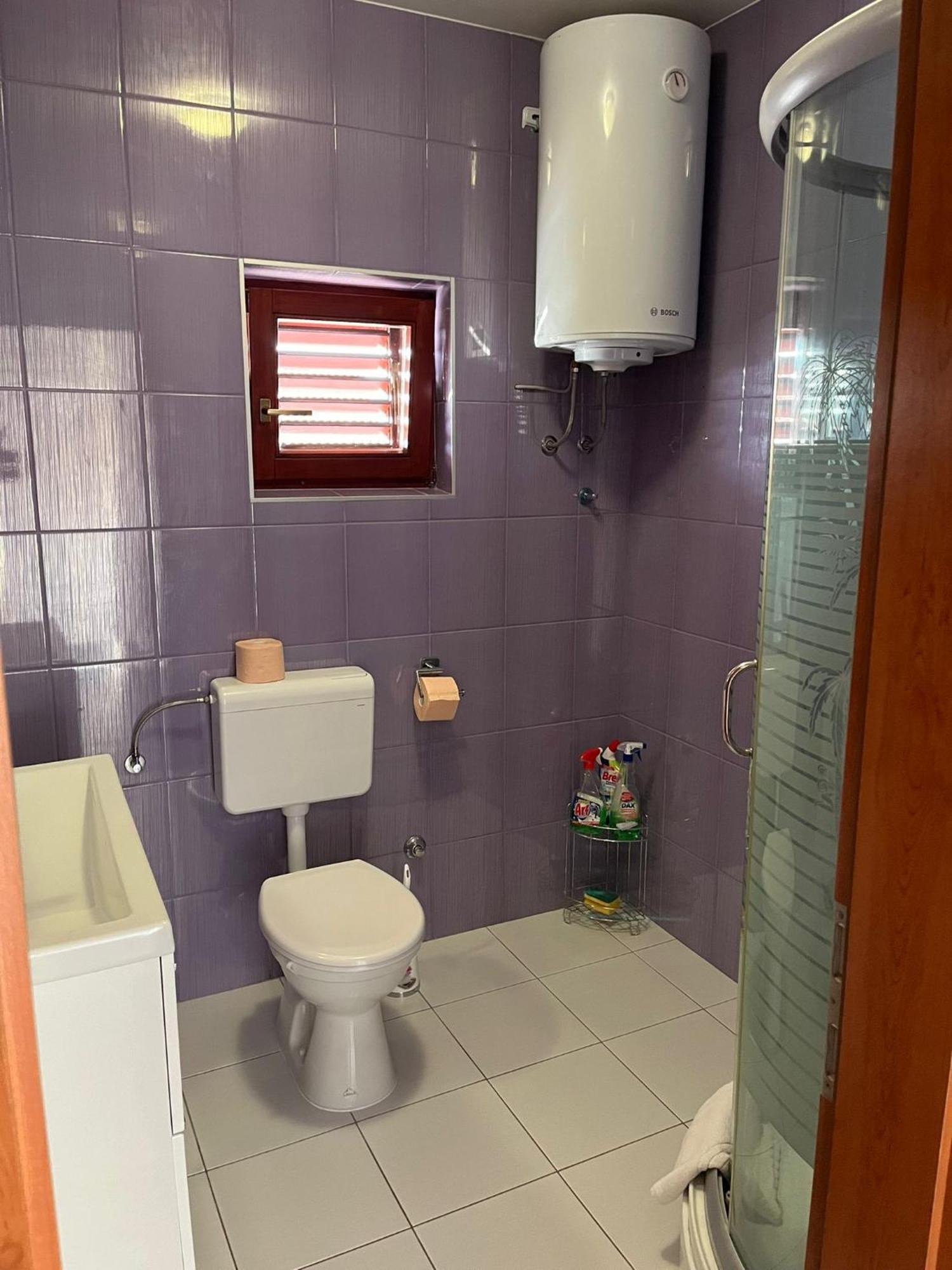 Apartmani Ana Sukosan Exterior photo